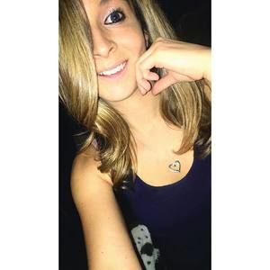 Meet your Posher, Brenna